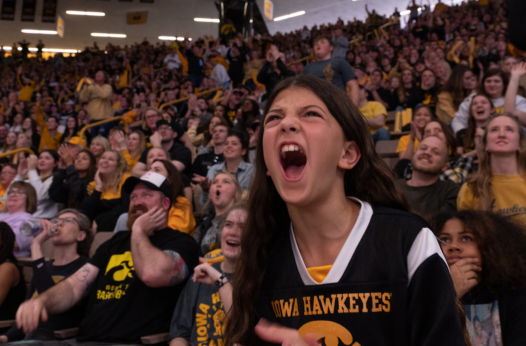Carver Watch Party, Women's Basketball NCAA Championship